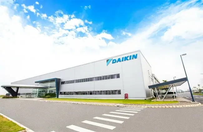 Nhà máy Daikin Việt Nam đạt chứng nhận ISO 14001:2015 cho những nỗ lực nâng cao chất lượng quản lý và các tiêu chuẩn về môi trường theo chuẩn quốc tế. Ảnh: Daikin Việt Nam.
